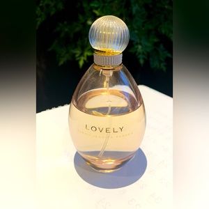 Sarah Jessica Parker “LOVELY” perfume spray